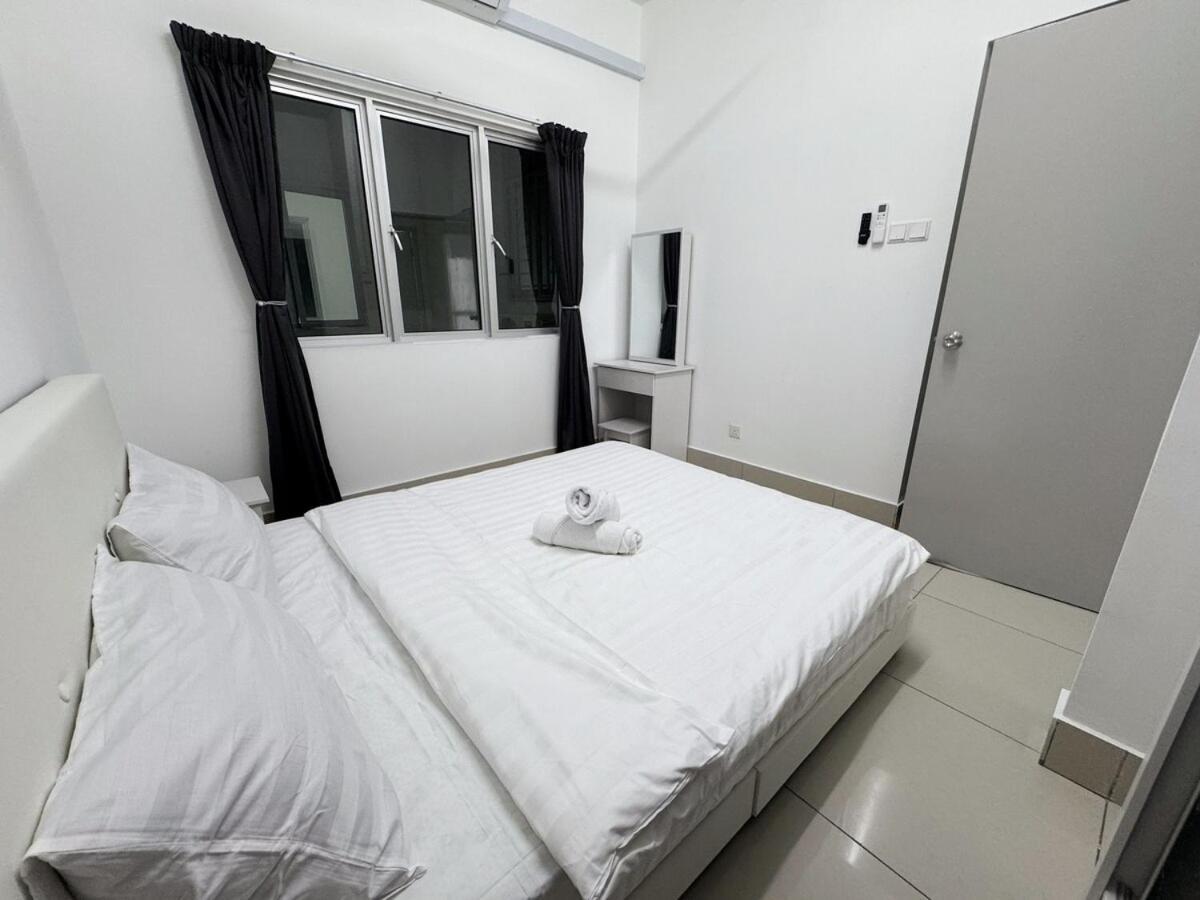 New Minimalist Cozy 3r3b Sgbesi - 6 Pax * Kuala Lumpur