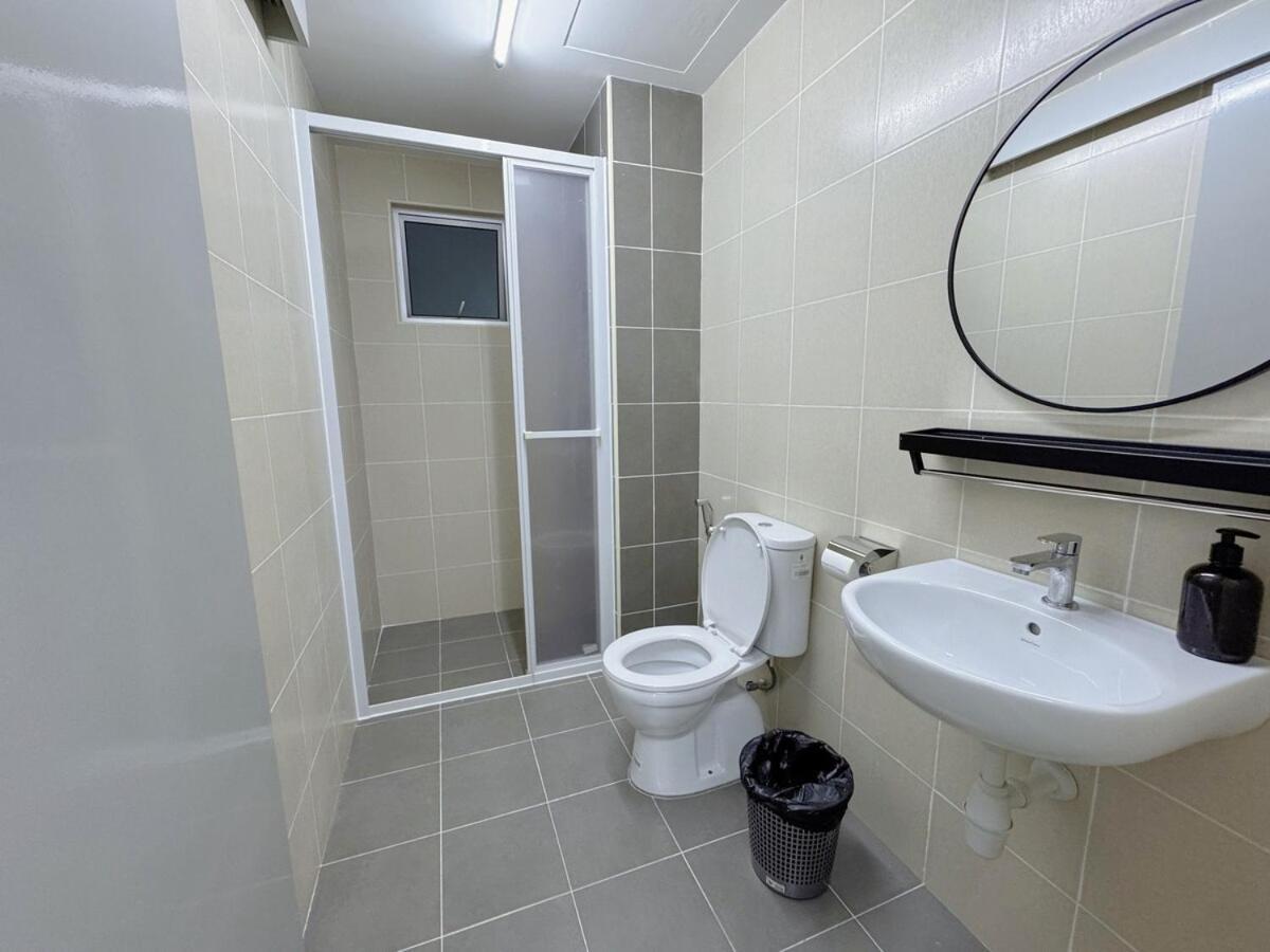 Pangsapuri New Minimalist Cozy 3r3b Sgbesi - 6 Pax *