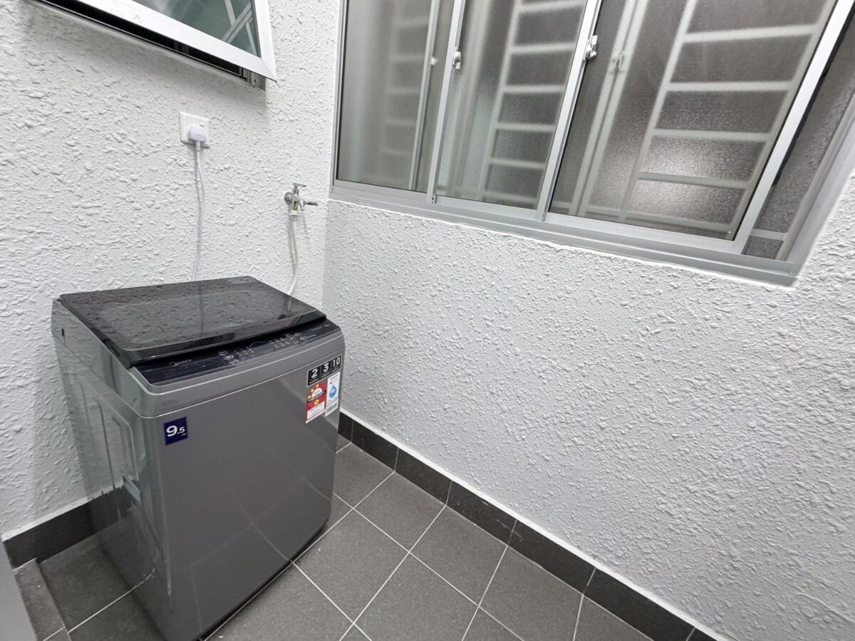 Pangsapuri New Minimalist Cozy 3r3b Sgbesi - 6 Pax Kuala Lumpur