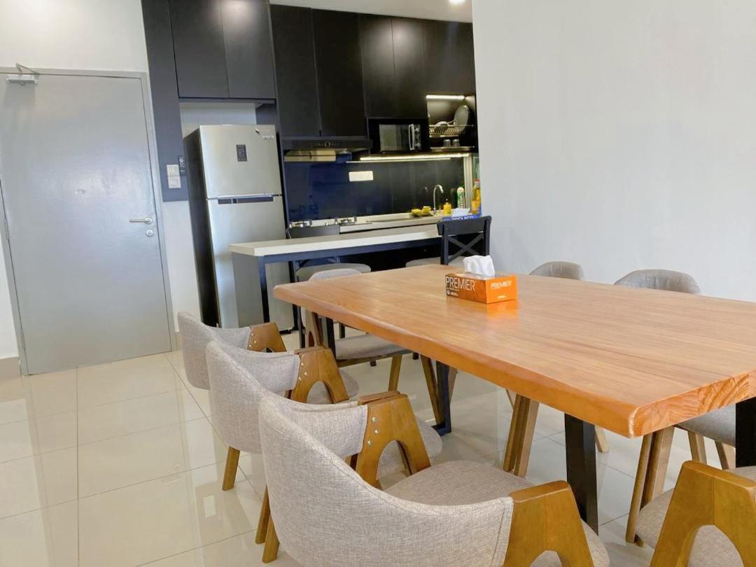 Pangsapuri New Minimalist Cozy 3r3b Sgbesi - 6 Pax *