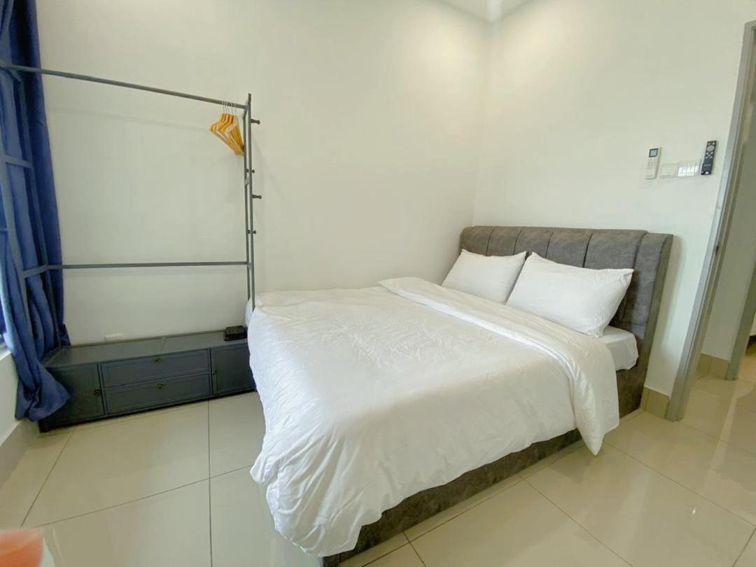 New Minimalist Cozy 3r3b Sgbesi - 6 Pax * Kuala Lumpur