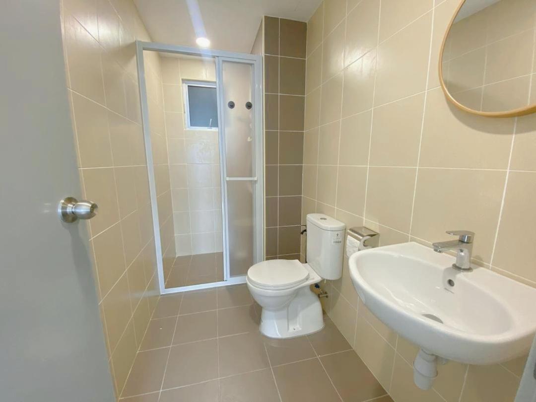Apartment New Minimalist Cozy 3r3b Sgbesi - 6 Pax *
